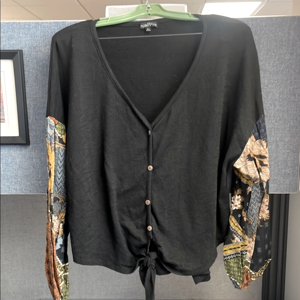 Black vneck top with batik sleeves